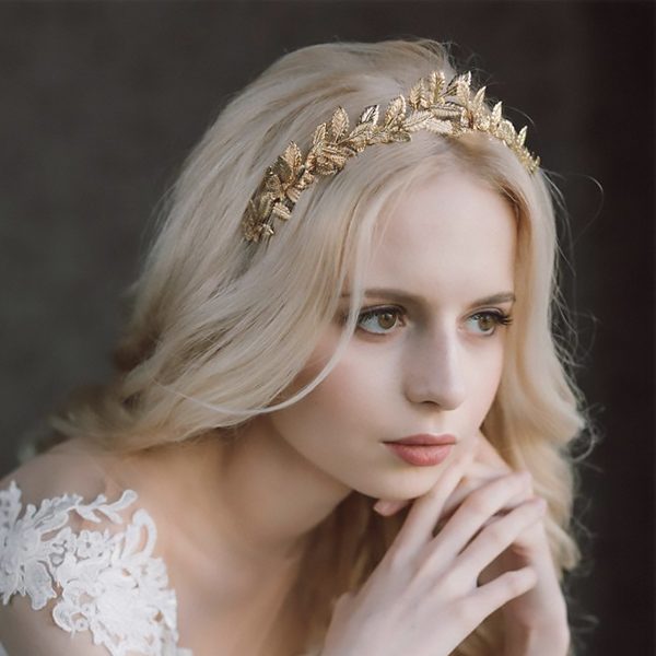 Leaf headband in gold